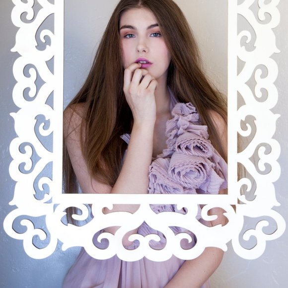 Bebe mauve pale blush rose sheer mesh romantic y2k 3D flower top - Picture 8 of 8